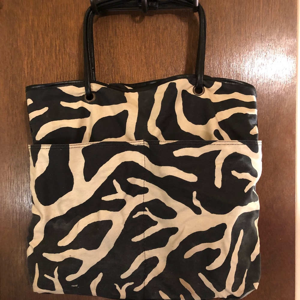 Tote